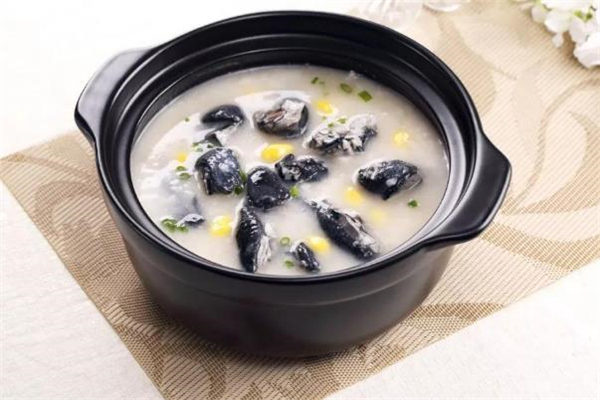 烏雞湯可以減肥嗎 烏雞湯一次喝多少 烏雞湯可以減肥嗎 烏雞湯一次喝多少