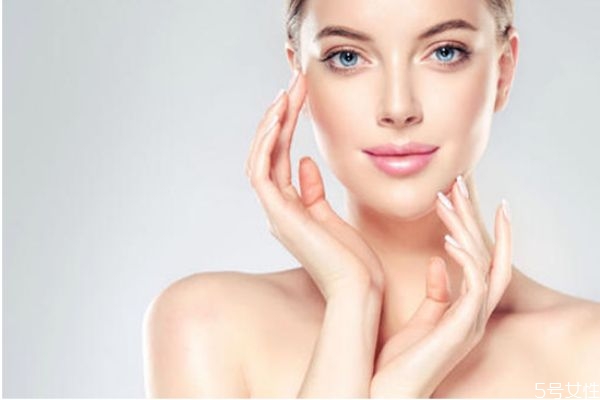 歐詩漫小白燈套裝使用步驟 歐詩漫小白燈使用方法 歐詩漫小白燈套裝使用步驟 歐詩漫小白燈使用方法