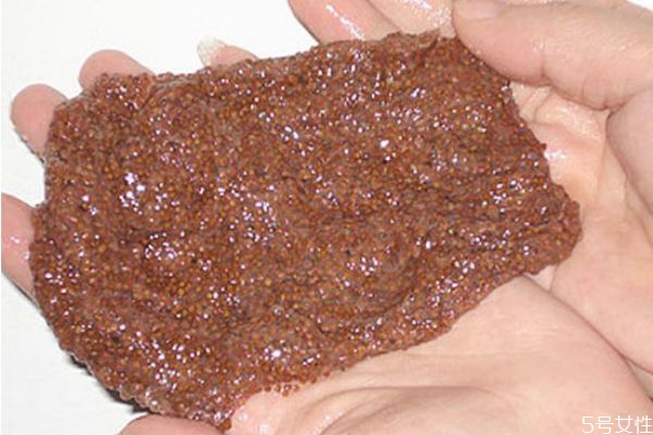 海藻面膜后還用做貼片面膜嗎 海藻面膜怎么調和