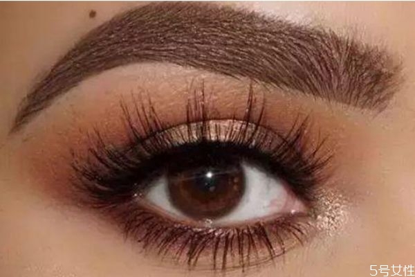 歐美眼妝白色眼影膏是什么 歐美眼妝白色打底的什么 歐美眼妝白色眼影膏是什么 歐美眼妝白色打底的什么