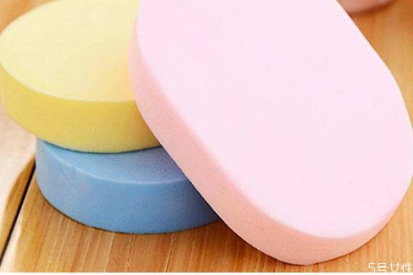 洗臉撲如何改變成粉撲 洗臉撲能不能當(dāng)粉撲使用 洗臉撲如何改變成粉撲 洗臉撲能不能當(dāng)粉撲使用