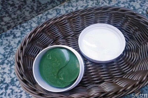 貼眼膜有點刺痛為什么 眼膜貼多久要洗嗎 貼眼膜有點刺痛為什么 眼膜貼多久要洗嗎