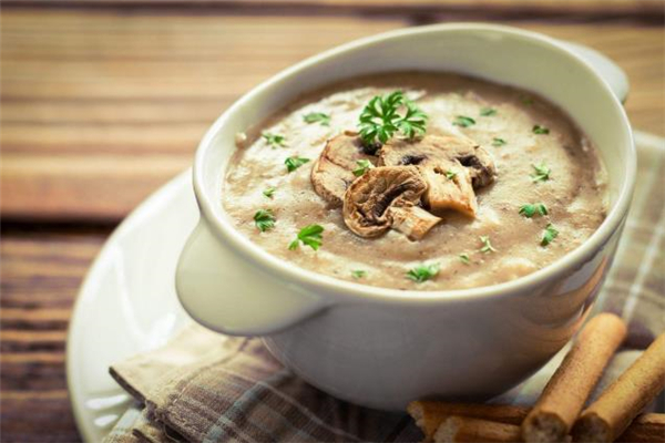 奶油蘑菇湯的做法 奶油蘑菇湯的熱量高嗎 奶油蘑菇湯的做法 奶油蘑菇湯的熱量高嗎