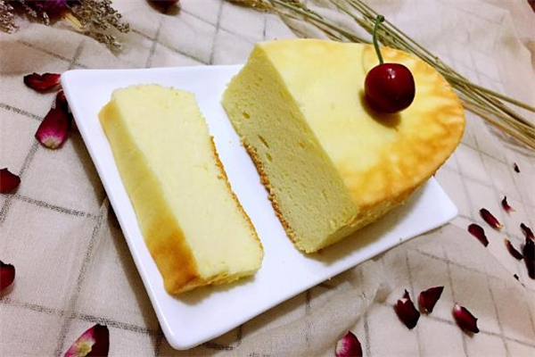 做奶酪蛋糕要放面粉嗎 奶酪蛋糕吃多了會胖嗎 做奶酪蛋糕要放面粉嗎 奶酪蛋糕吃多了會胖嗎