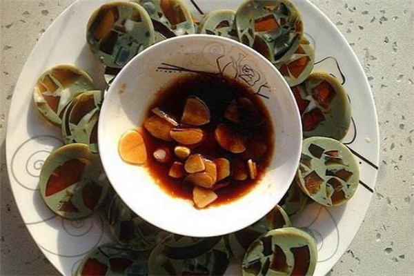 松花蛋腸要蒸多久 松花蛋腸用大火還是小火蒸 松花蛋腸要蒸多久 松花蛋腸用大火還是小火蒸