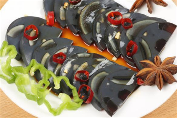 松花蛋腸隔夜還能吃嗎 涼拌松花蛋腸的做法 松花蛋腸隔夜還能吃嗎 涼拌松花蛋腸的做法