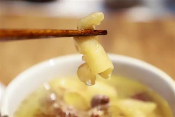 響螺花膠湯能補(bǔ)血嗎 響螺花膠湯適合什么人喝 響螺花膠湯能補(bǔ)血嗎 響螺花膠湯適合什么人喝