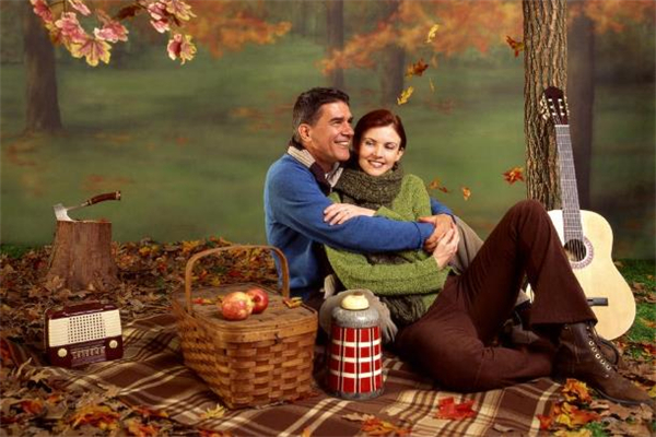 二婚夫妻怎么教育小孩 二婚夫妻教育孩子聽(tīng)誰(shuí)的