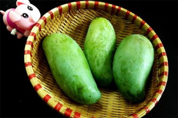 青芒果沒熟吃了會中毒嗎 青芒切開太生了怎么辦 青芒果沒熟吃了會中毒嗎 青芒切開太生了怎么辦