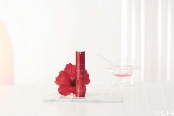 ahc洛神花精華適合什么膚質(zhì) ahc洛神花精華適合年齡 ahc洛神花精華適合什么膚質(zhì) ahc洛神花精華適合年齡