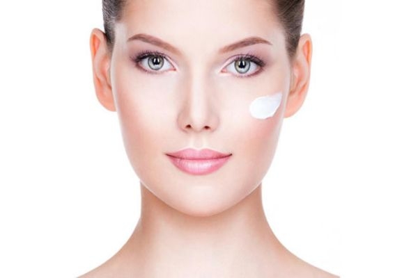 干性皮膚的特點是什么 干性皮膚冬季護(hù)膚方法 干性皮膚的特點是什么 干性皮膚冬季護(hù)膚方法