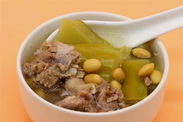 黃豆排骨湯的做法 黃豆排骨湯孕婦能喝嗎 黃豆排骨湯的做法 黃豆排骨湯孕婦能喝嗎