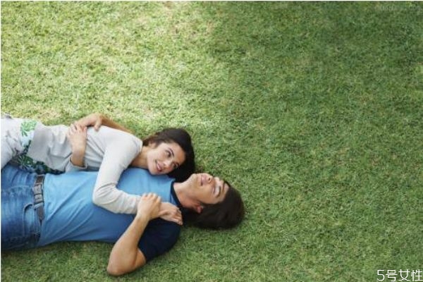 男朋友為什么不喜歡我 怎么讓男朋友喜歡我 男朋友為什么不喜歡我 怎么讓男朋友喜歡我