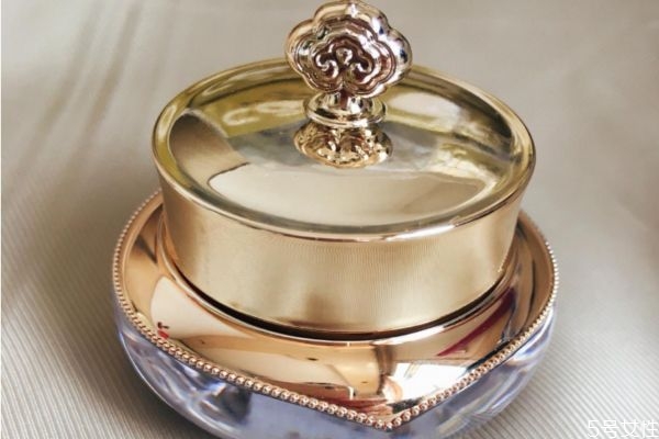 天氣丹面霜的作用 天氣丹的使用感受是什么 天氣丹面霜的作用 天氣丹的使用感受是什么