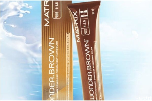 歐萊雅染發(fā)哪個(gè)顏色好看 使用歐萊雅染發(fā)劑的注意事項(xiàng)