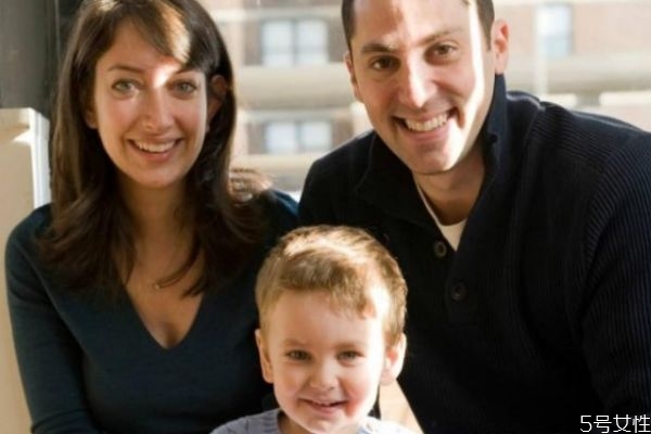 老公從來不關(guān)心妻子怎么辦 老公不關(guān)心妻子原因 老公從來不關(guān)心妻子怎么辦 老公不關(guān)心妻子原因