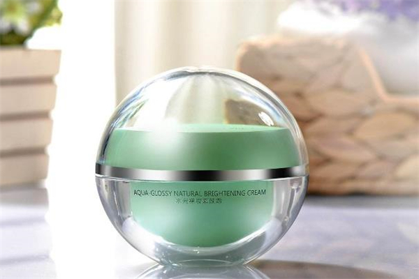 韓后裸妝素顏霜怎么樣 韓后裸妝素顏霜好用嗎 韓后裸妝素顏霜怎么樣 韓后裸妝素顏霜好用嗎