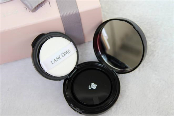 蘭蔻持妝氣墊好用嗎 蘭蔻持妝氣墊適合干皮嗎 蘭蔻持妝氣墊好用嗎 蘭蔻持妝氣墊適合干皮嗎