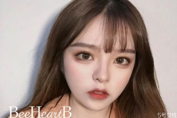 哪個牌子的美瞳日拋?zhàn)钍娣?日拋美瞳哪種比較好 哪個牌子的美瞳日拋?zhàn)钍娣?日拋美瞳哪種比較好