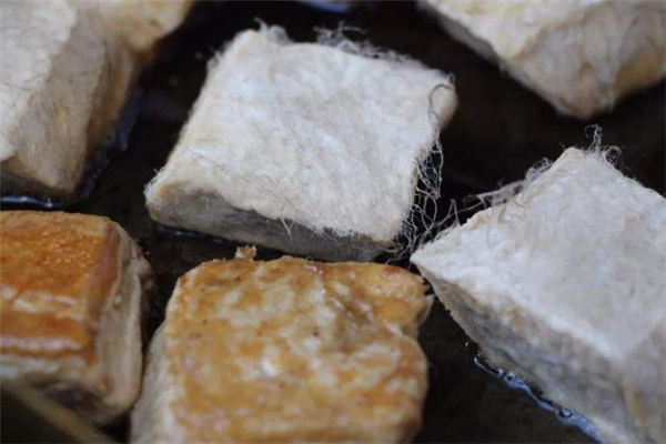 高血糖可以吃毛豆腐嗎 高血糖患者吃毛豆腐有什么影響 高血糖可以吃毛豆腐嗎 高血糖患者吃毛豆腐有什么影響