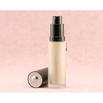 becca粉底液好用嗎 becca粉底液適合什么膚質(zhì) becca粉底液好用嗎 becca粉底液適合什么膚質(zhì)