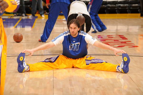 堅持壓腿的意義 壓腿有幾種姿勢 堅持壓腿的意義 壓腿有幾種姿勢