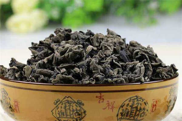 木耳焯水要焯幾分鐘 木耳沒(méi)有焯水有毒嗎