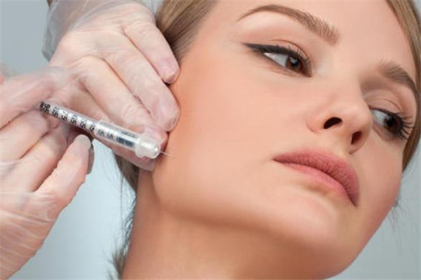 臉上打溶脂針安全嗎 臉上打溶脂針會皮膚松弛嗎 臉上打溶脂針安全嗎 臉上打溶脂針會皮膚松弛嗎