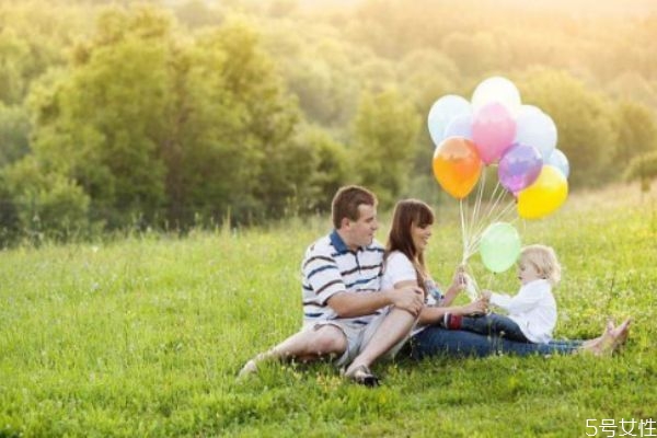 二婚時(shí)怎么看男人是不是真心愛(ài)你 如何知道是不是二婚