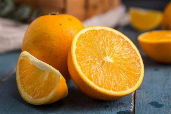 冰糖橙可以煮水喝嗎 冰糖橙可以蒸著吃嗎 冰糖橙可以煮水喝嗎 冰糖橙可以蒸著吃嗎