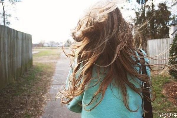 離婚還住在一起的害處 離婚不離家的壞處 離婚還住在一起的害處 離婚不離家的壞處