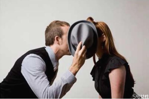 女人出軌后果及代價 女人出軌最害怕的事情 女人出軌后果及代價 女人出軌最害怕的事情