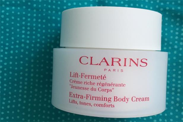 用瘦身霜會(huì)過(guò)敏嗎 用瘦身霜會(huì)長(zhǎng)脂肪粒嗎