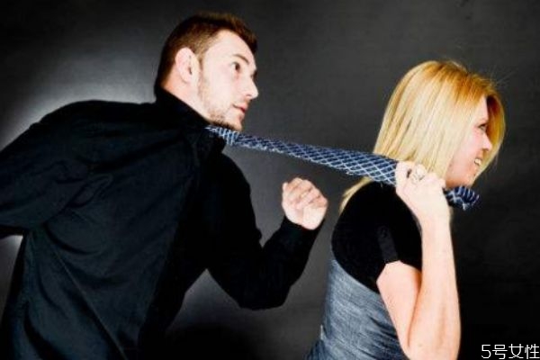 女大男小的婚姻會(huì)幸福嗎 女大男小的婚姻最大年齡差 女大男小的婚姻會(huì)幸福嗎 女大男小的婚姻最大年齡差