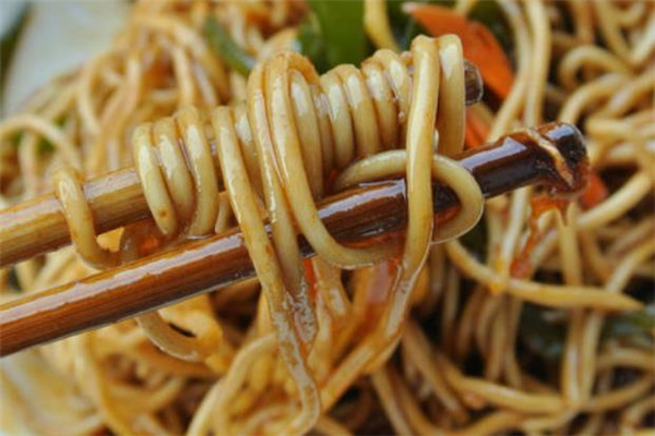 熱干面吃了會(huì)上火嗎 熱干面可以天天吃嗎 熱干面吃了會(huì)上火嗎 熱干面可以天天吃嗎