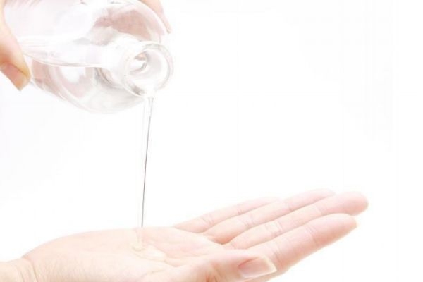 護(hù)膚怎么避免搓泥 怎樣減少搓泥 護(hù)膚怎么避免搓泥 怎樣減少搓泥