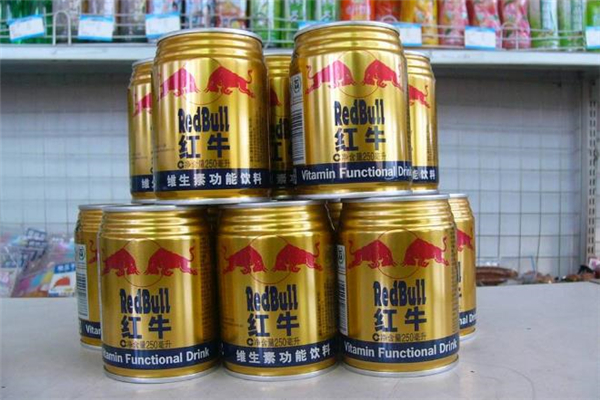 紅牛每天最多喝幾瓶 紅牛喝多了會怎樣 紅牛每天最多喝幾瓶 紅牛喝多了會怎樣