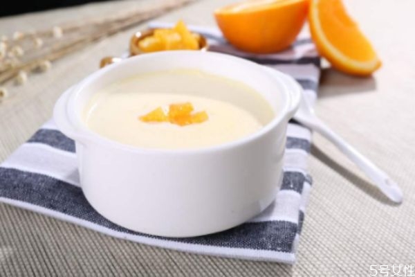 雙皮奶的營(yíng)養(yǎng)價(jià)值 雙皮奶可以存放幾天 雙皮奶的營(yíng)養(yǎng)價(jià)值 雙皮奶可以存放幾天