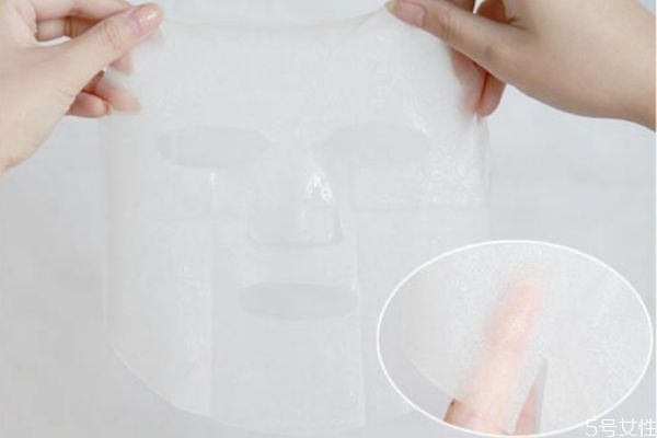 膠原蛋白面膜敷完洗嗎 膠原蛋白面膜敷多久 膠原蛋白面膜敷完洗嗎 膠原蛋白面膜敷多久