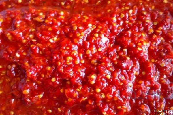 正宗酸辣醬怎么調(diào) 酸辣醬可以做什么菜 正宗酸辣醬怎么調(diào) 酸辣醬可以做什么菜