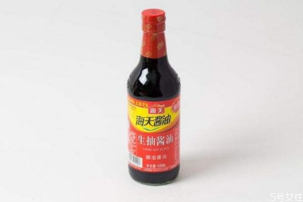 生抽和老抽有什么區(qū)別 生抽和老抽那個(gè)更好