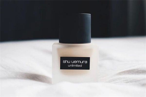 植村秀小方瓶粉底液價(jià)格 植村秀小方瓶多少毫升