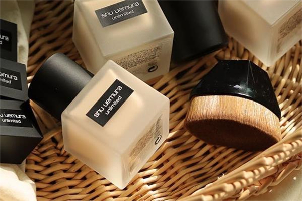 植村秀小方瓶粉底液價(jià)格 植村秀小方瓶多少毫升