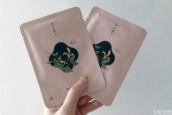 花西子卸妝濕巾還需要水洗嗎 花西子卸妝巾做濕紙巾行嗎 花西子卸妝濕巾還需要水洗嗎 花西子卸妝巾做濕紙巾行嗎