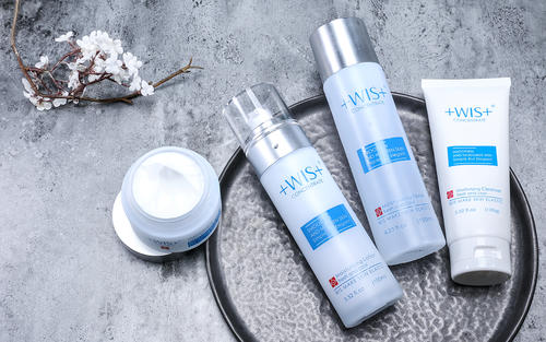 wis極潤(rùn)保濕套裝好用嗎 wis極潤(rùn)保濕套裝油膩嗎