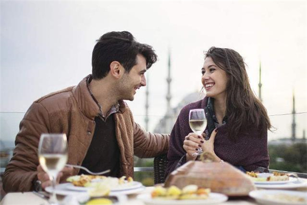 老婆對我沒感情了怎么挽回 老婆對我沒感情了還要挽留嗎 老婆對我沒感情了怎么挽回 老婆對我沒感情了還要挽留嗎