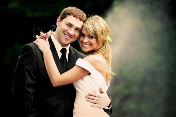 老公對(duì)我沒感情了怎么挽回 老公對(duì)我沒感情了要離婚嗎 老公對(duì)我沒感情了怎么挽回 老公對(duì)我沒感情了要離婚嗎