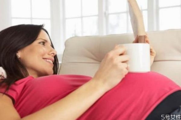 懷孕一個月驗孕棒可以測出來嗎 懷孕一個月的征兆