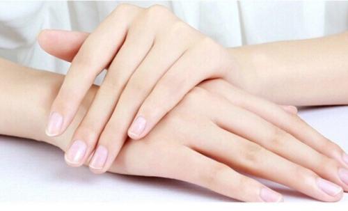 美甲后可以敷手膜嗎 手膜白天敷還是晚上敷好 美甲后可以敷手膜嗎 手膜白天敷還是晚上敷好