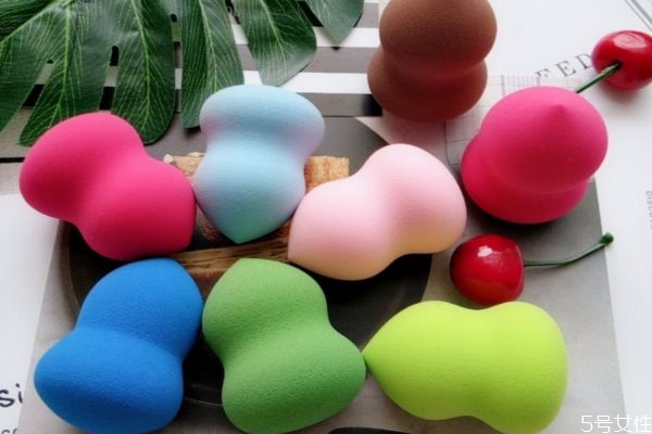 美妝蛋會浪費(fèi)粉底嗎 美妝蛋很吃粉底怎么辦 美妝蛋會浪費(fèi)粉底嗎 美妝蛋很吃粉底怎么辦